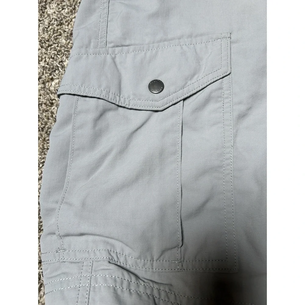 Duluth Trading Co. | Light Gray Cargo Shorts w/Elastic Waist Men's 40 Relax Fit